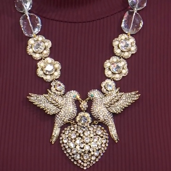 Heidi Daus “Sweet Lovers” bronze tone necklace NWOT - Picture 4 of 4